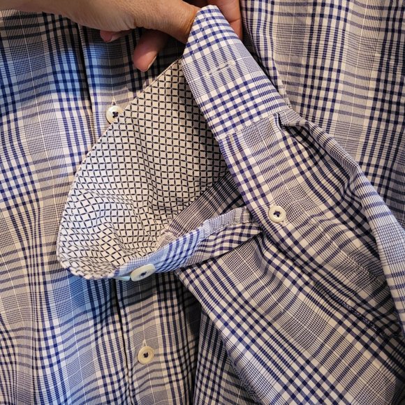 Men's Bugatchi shaped fit button up- Navy/White plaid pattern- Size XXL - Picture 4 of 10